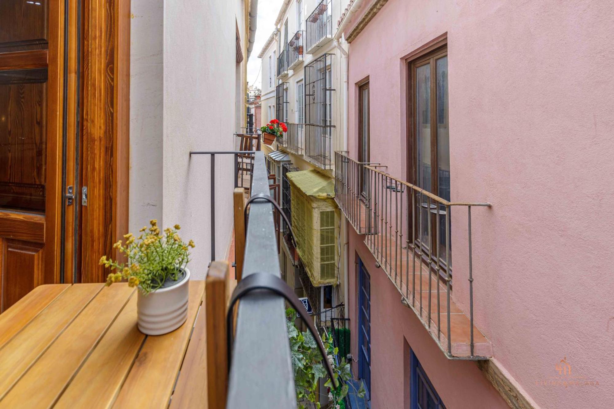 Living4malaga Rustic Chic